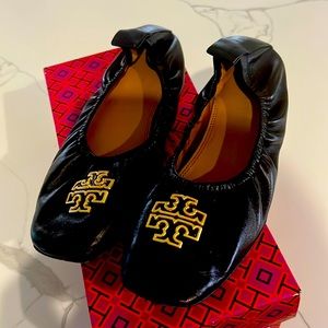 Tory Burch Britten Ballet Sheep Plume Nappa